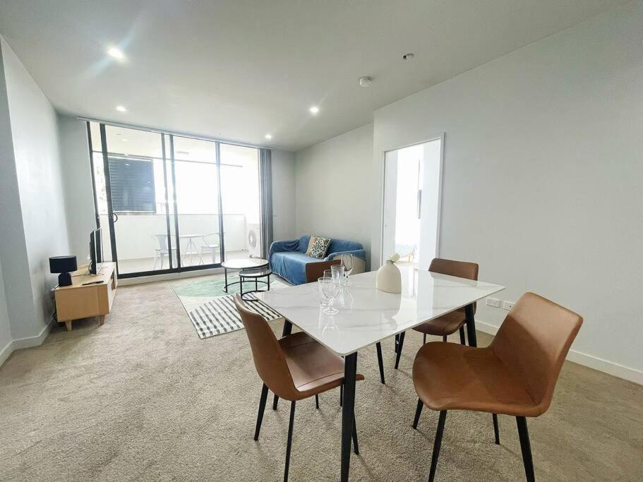 Spacious 2 Bedroom Apartment In Epping Exterior photo